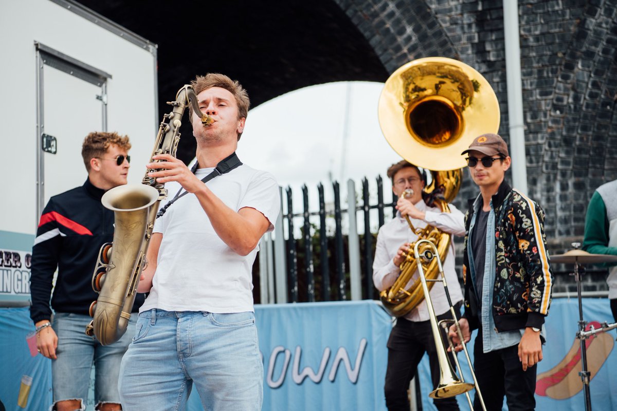 A few snaps from yesterday as <a href="/HydeParkBrass/">Hyde Park Brass</a> popped by #ChowDown 😍😍