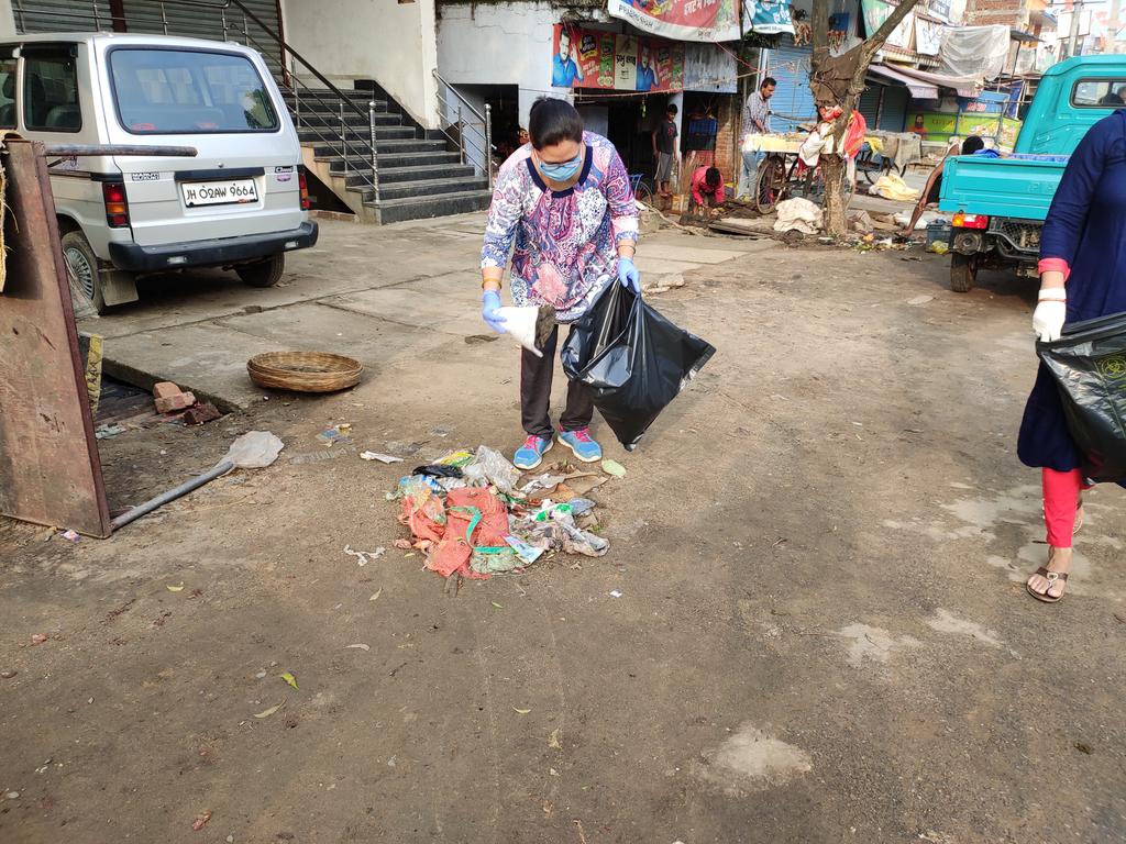 BarhiBdo's tweet photo. Safai abhiyan @DC_Hazaribag https://t.co/DlW7fZ0iHm