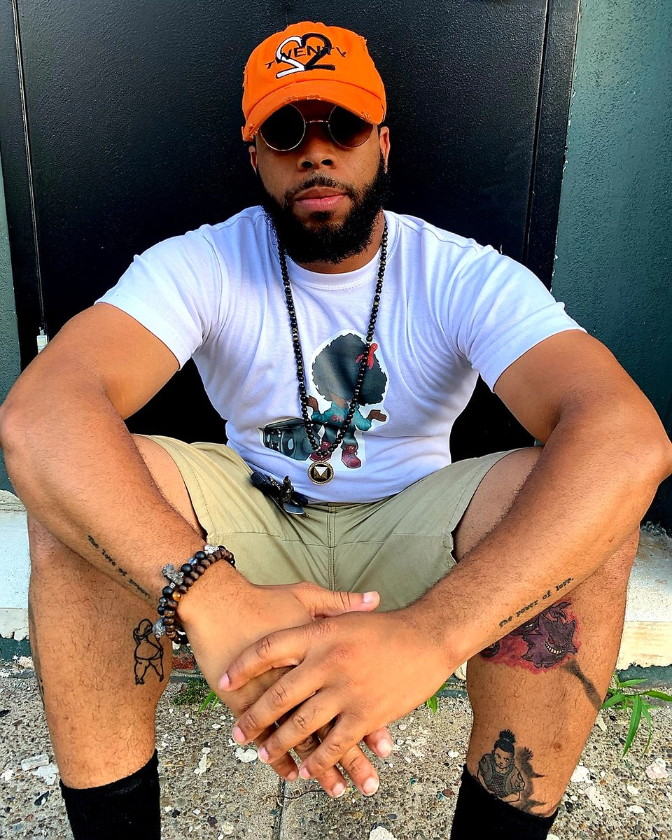 GroovMarro's tweet photo. "Growth takes time, Understanding takes effort, healing requires both growth and understanding"
-Julian T.
#GroovMarro #vibestarentertainment #JulianT #quote #quotestoliveby #quoteoftheday #rapper #songwriter #music #hiphop #performer #musician #artist #vibes #peace https://t.co/W9VtmuL7AZ