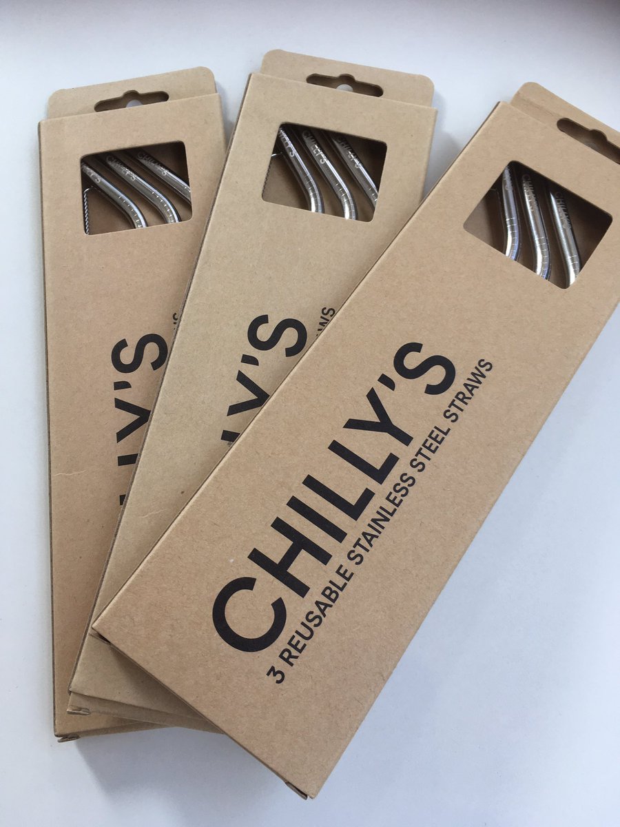 New in our eCommerce shop, this set of 3 #stainlesssteel #reusablestraws with a handy brush for cleaning #plasticfree #sustainable
