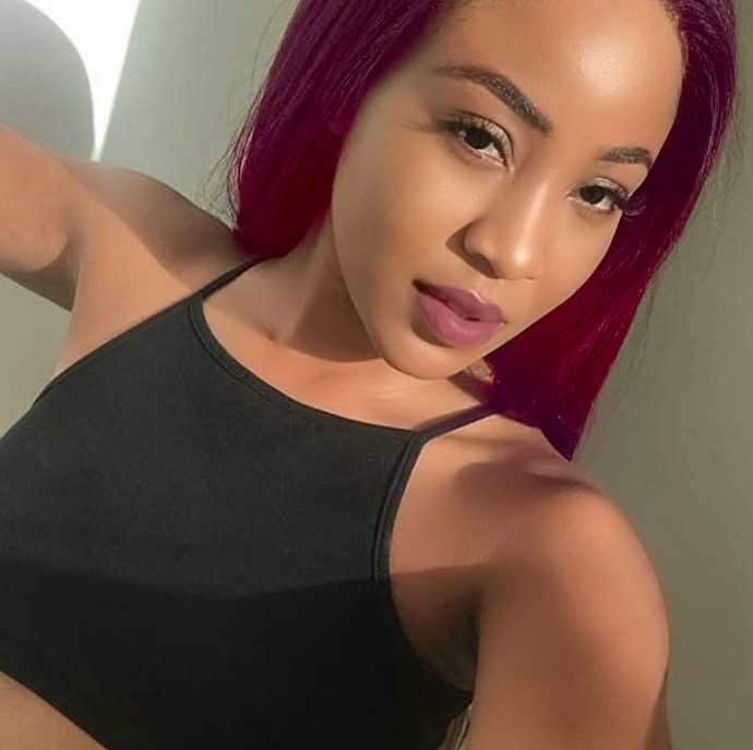nnesky2000's tweet photo. Pple wonder Y #Elites stil stan Erica amidst everytin? oh i wil tel U, its bcos our Creator is still there 4 us amidst all our Shortcomings. Annoyed at her? Oh yes i am over a lot of things. But i wil always Pick Erica over & over. She is real & Loyal! ⭐⭐ #EricaisHuman #BBNaija https://t.co/N2dUEIaNix