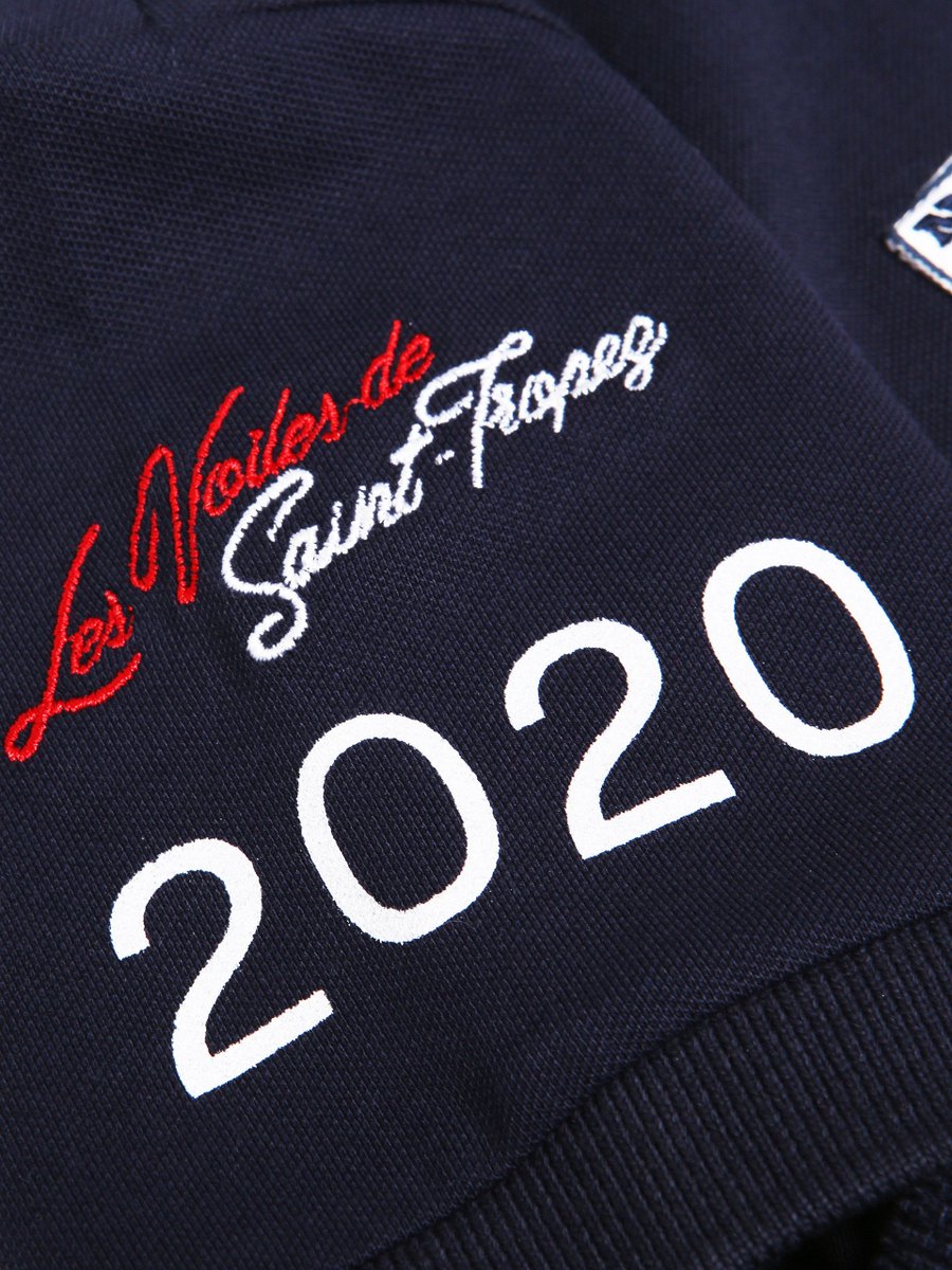 VoilesdeStTrop's tweet photo. Cette année la collection #LesVoilesdeSaintTropez rend hommage à la course emblématique à travers ces #coloris, #broderies, #coutures et #finitions.
#lvdst #vst43 #lesvoilesdesttropez #lesvoilesdesttrop #sainttropez #sainttrop #collection2020 #northsails #boutiquevst43 https://t.co/goDiI3mIKr