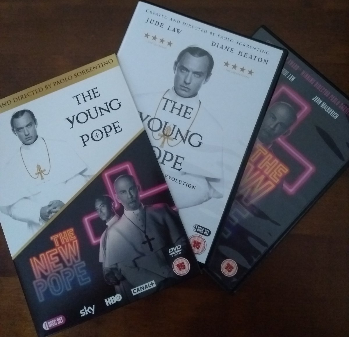 PaulFGolden's tweet photo. Recently binged on these #TheYoungPope &amp; #TheNewPope (⭐⭐⭐⭐⭐)

Brilliant escape. I love this Director's (Paolo Sorrentino) relationship with the Church in Rome.

He's also directed one of my favourite movies #TheGreatBeauty #LaGrandeBellezza https://t.co/ysGF8b3QkW