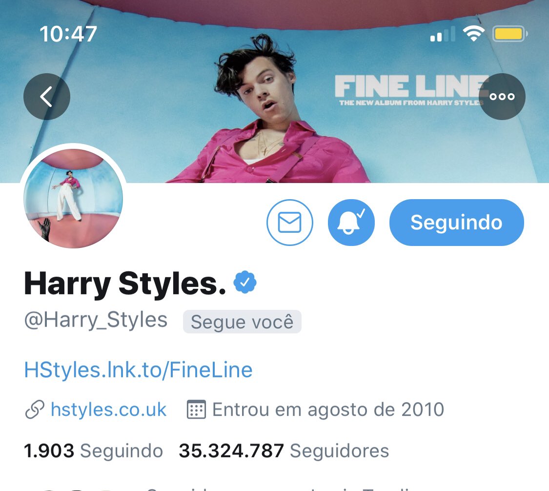 usemaranta's tweet photo. alguém quer dm com o harry? é só dar rt nesse tweet e vamos escolher aleatoriamente algumas pessoas 🎀 https://t.co/tUHaBhc5QZ