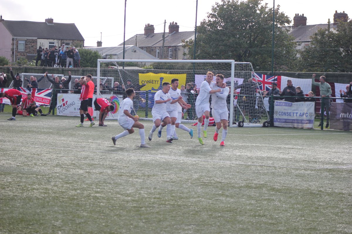 AndyTSage's tweet photo. @GaryWelford_ @tyres2u @ConsettAFC @BittonAFC @GaryWelford_ Here's a few of my shots from the other side. https://t.co/CIkTHXa7D9