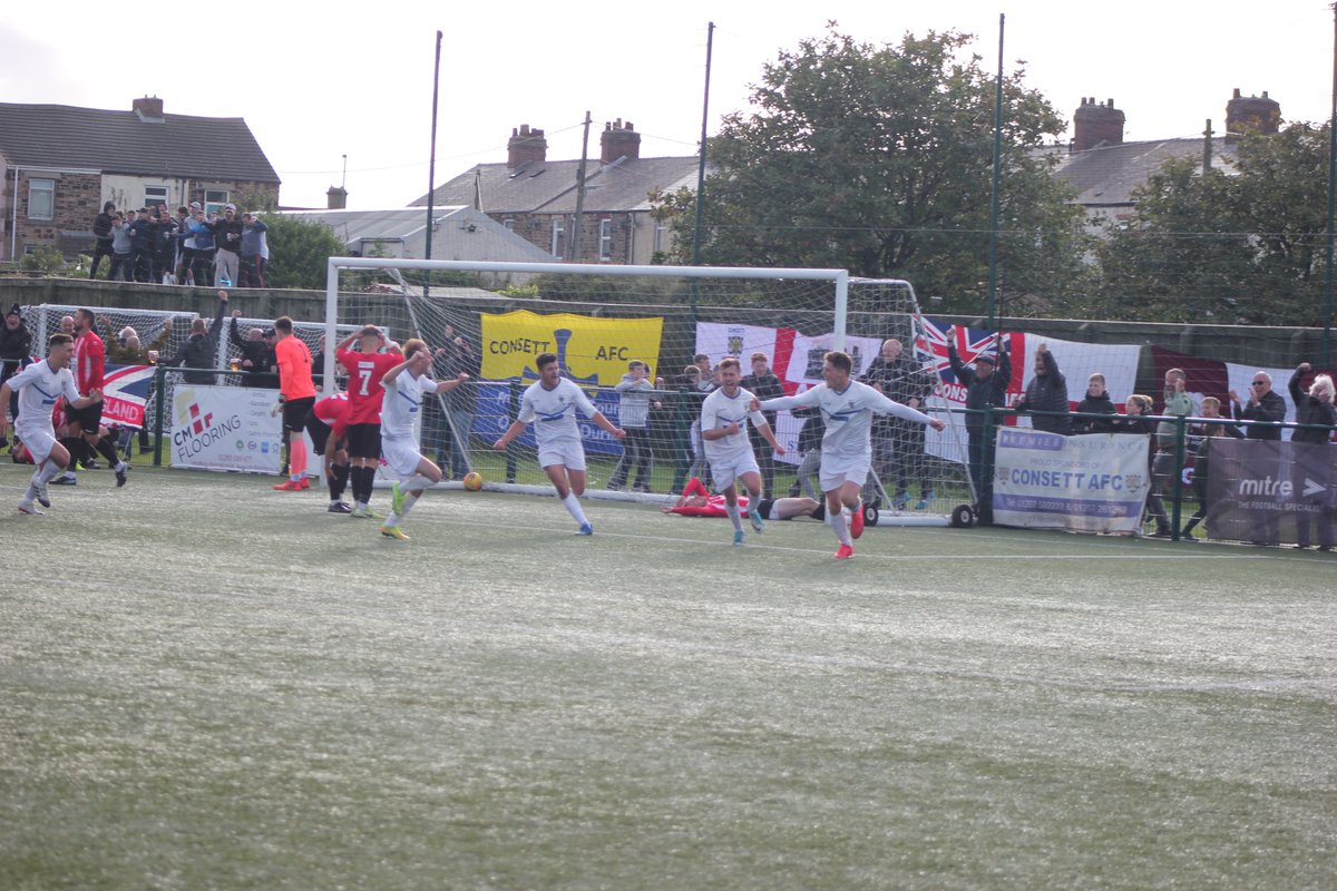 AndyTSage's tweet photo. @GaryWelford_ @tyres2u @ConsettAFC @BittonAFC @GaryWelford_ Here's a few of my shots from the other side. https://t.co/CIkTHXa7D9