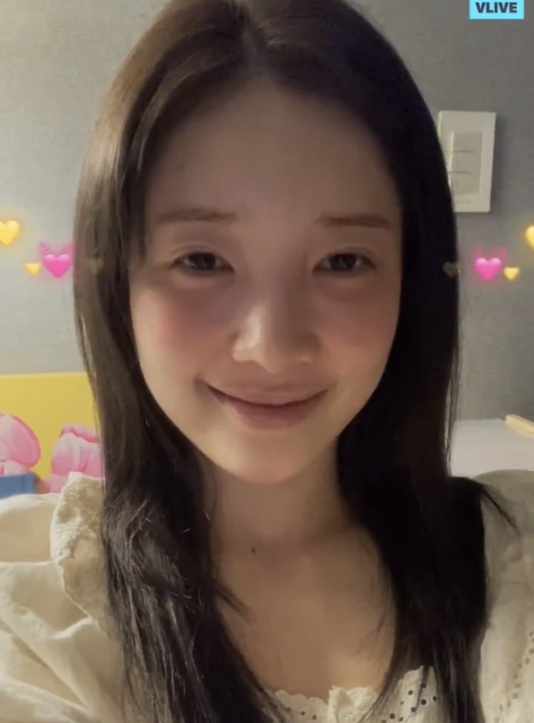 쪼롱 tweet media