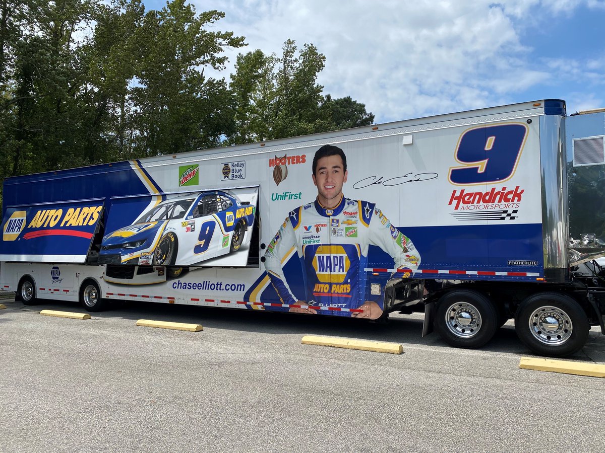 TeamHendrick's tweet photo. The Hendrick Motorsports merchandise trailers @TooToughToTame are now open near Gate 11 in Turn 4!

Be sure to grab your race day swag for all four teammates so you can watch the #NASCARThrowback action in style. 😎 https://t.co/9KJDnF8Q3R