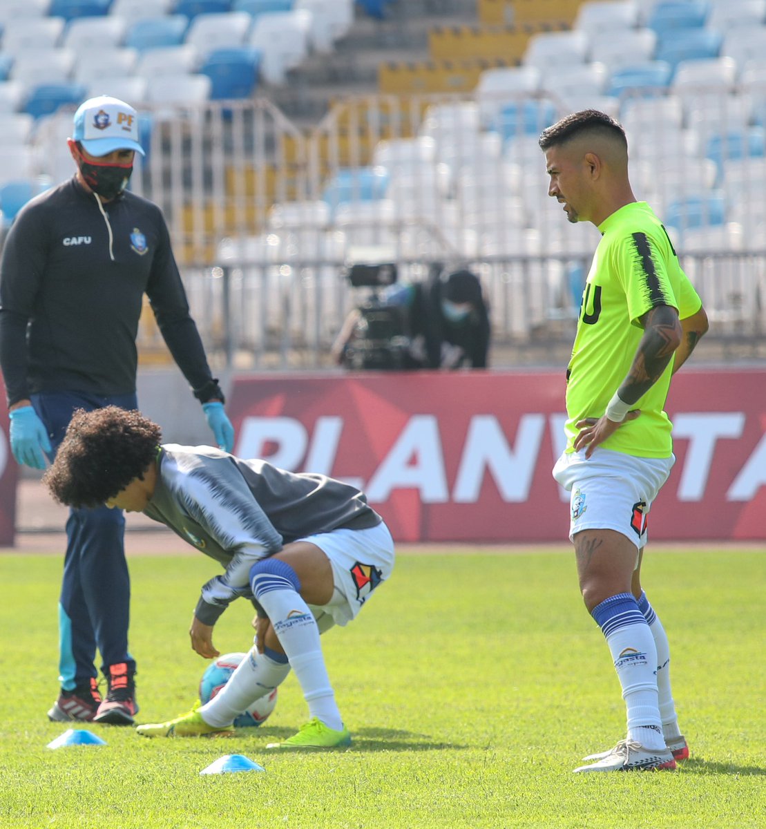 ClubAntofagasta's tweet photo. Calentamiento finalizado, ¡ahora es cuando equipo!
#CDA #VamosCDA #CDAAUDAX #JuntosHaremosHistoria https://t.co/pSXoB77nkQ