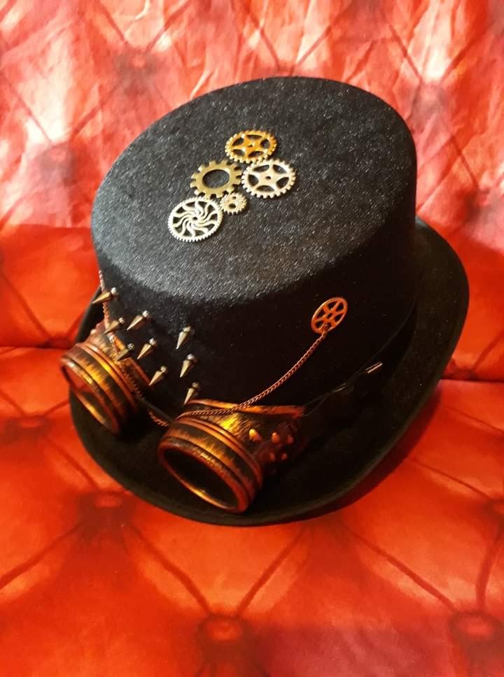 c_jools's tweet image. Steampunk hats all handmade can be purchased on eBay or facebook marketplace. #steampunk #steampunkfashion #steampunkhats