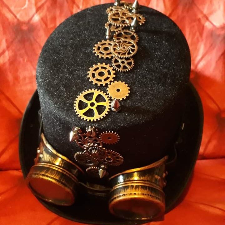 c_jools's tweet image. Steampunk hats all handmade can be purchased on eBay or facebook marketplace. #steampunk #steampunkfashion #steampunkhats