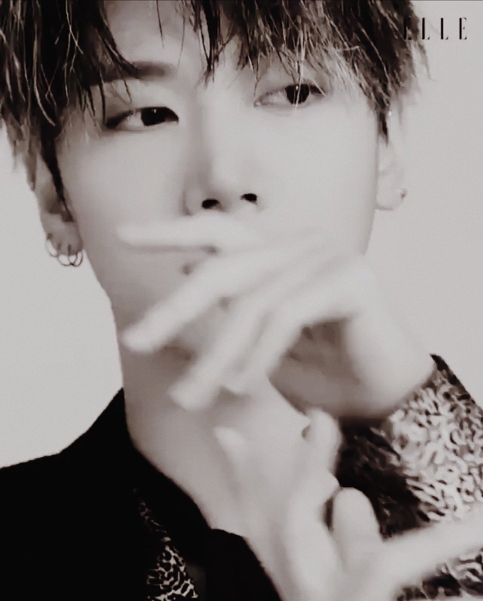 VSCOXTAETEN's tweet photo. Perfect Couple 🌹

#TAETEN https://t.co/TnaXvck2LK