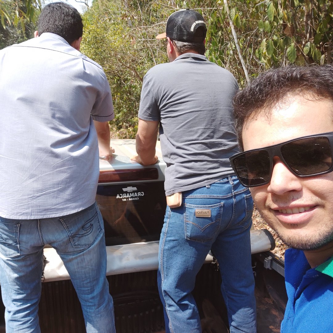 AgriStoreBR's tweet photo. Domingo é dia de Trampo!
Suporte técnico personalizado ao nosso cliente para aquisição de propriedade rural

Agronegócio sem Segredo é na #agristore .

#peãoépeão #agrofuturo #nalida #terere #fazenda #naterramt #bomdia #domingo #gustavolima #fazenda https://t.co/TeSAM0LXmr