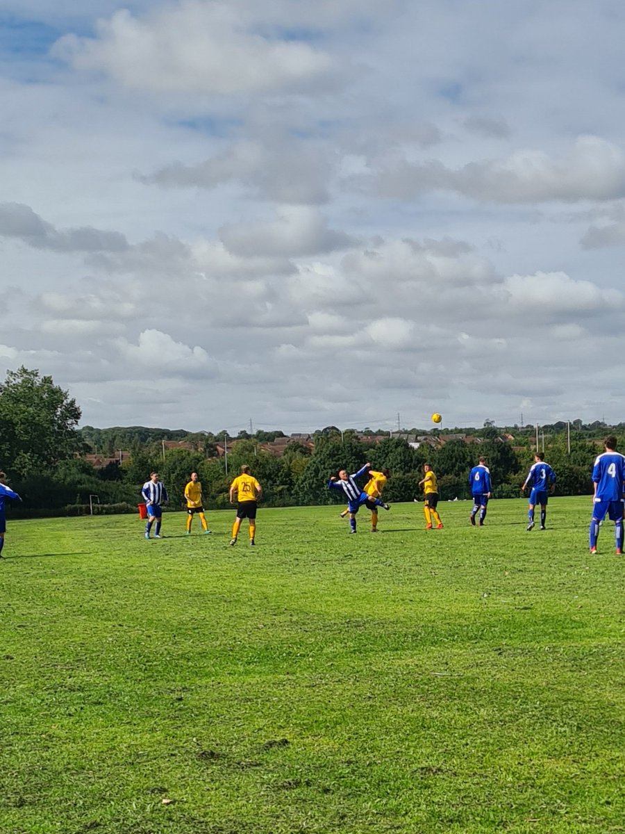BLS United vs L.K. United

L.K. United  7 BLS United 4

Man of the match Sam Plant 🏆🥇

Tough game today walking away with a 7-4 loss but the lads gave it their all in the second half! Well done lads on to the next one! 👏