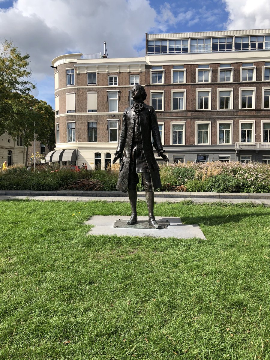 ekerzh's tweet photo. A statue of Peter the Great given to Rotterdam by Russia in 1997 https://t.co/e4LJgr21O3