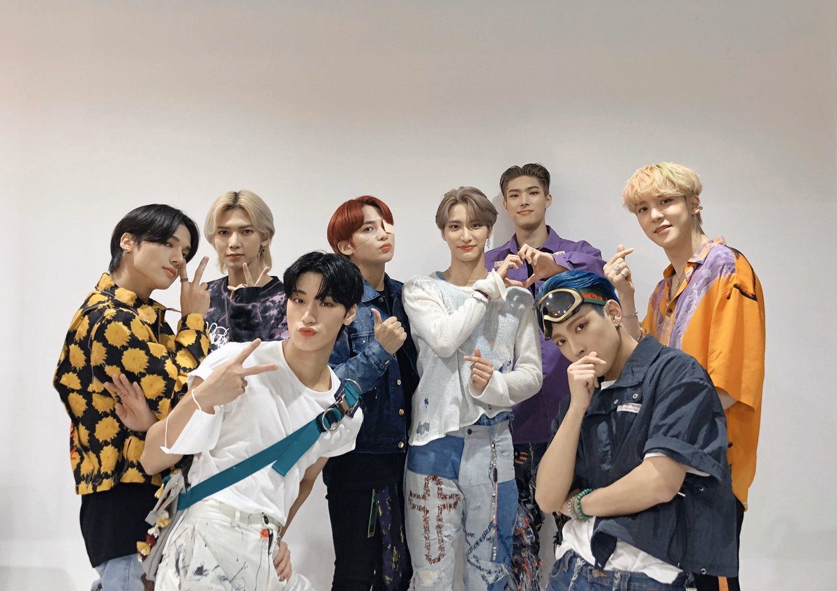 ATEEZofficial's tweet photo. [📷] TODAY ATEEZ
　
THANXX 2주차 활동도 함께 달려줘서 Gracias🙏🏻
항상 응원해 주는 에이티니들이 있어
에이티즈는 누구보다 더 행복해요🥰❣

#TODAY_ATEEZ #ATEEZ #에이티즈 https://t.co/bZ8ffDrrtn