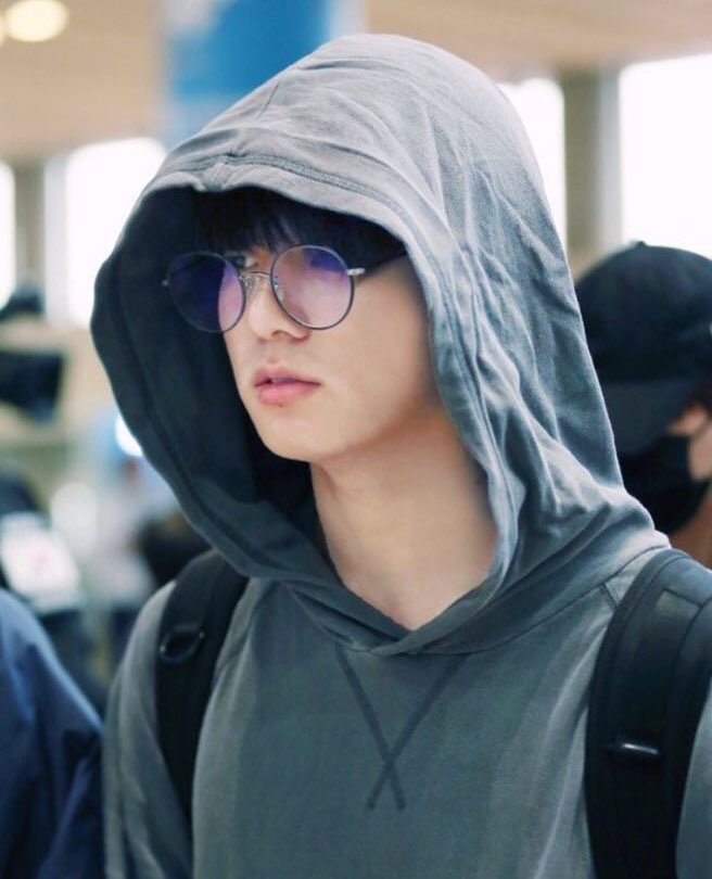 jungkook in clear glasses; a boyfriend material thread