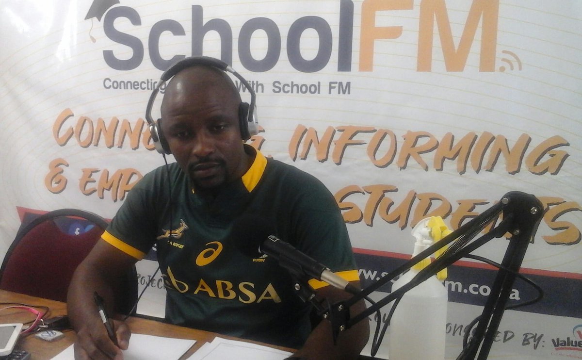 SchoolFMSA's tweet photo. [ON AIR] - Mathematics: June 2018 P1 Revision (Q7-9) Grade 12
Time: (16:00pm - 17:00pm) - 6 September 2020
Educator: Mr SK Mazibuko from Phendukani Full Service High School

Listening link: https://t.co/tGHjPPKXwB 

#SchoolFM @DBE_SA @DBE_KZN @SADTUKZN @NaptosaKZN @MshenguKwazi https://t.co/jKWMfk6sQ7