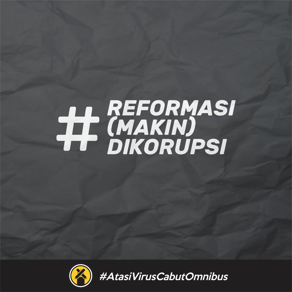 FraksiRakyat_ID's tweet photo. Setahun lalu, pecah demostrasi terbesar di Indonesia pasca-20 tahun Reformasi. Ratusan ribu mahasiswa; pelajar turun ke jalan menolak sejumlah RUU bermasalah. Situasinya saat ini tetap tidak berubah, Oligarki kian bertingkah memaksa Omnibus Law. BERSIAP!

#RefomasiMakinDikorupsi https://t.co/VuajJeDWj0