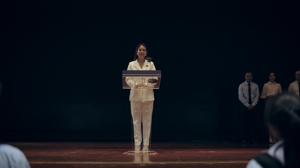 GMMTV's tweet image. เตรียมตัวให้พร้อม ครูขอให้ทุกคนโชคดีในการสอบวัดระดับครั้งนี้ค่ะ...สุดปัง คลาสกิฟต์กำลังจะกลับมาแล้ววววว

#TheGiftedGraduationEP1
#GMMTV #GMM25