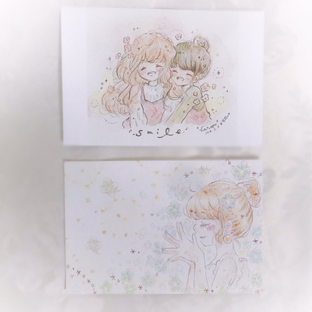 seripaseri27's tweet photo. ひつもぐ様(@HituMogu )のポストカード『笑顔の日』『つむいでく』を雑貨屋CochoCocho様(@ZakkaCocho2 )にて購入させていただきました(*´ `*) ほわほわな女の子たちは見ているだけでほわほわ幸せをを分けてもらえ心が満たされます(๑ ˊ͈ ᐞ ˋ͈ ) 大切にさせていただきます(*vωv) https://t.co/N8Sc317riz