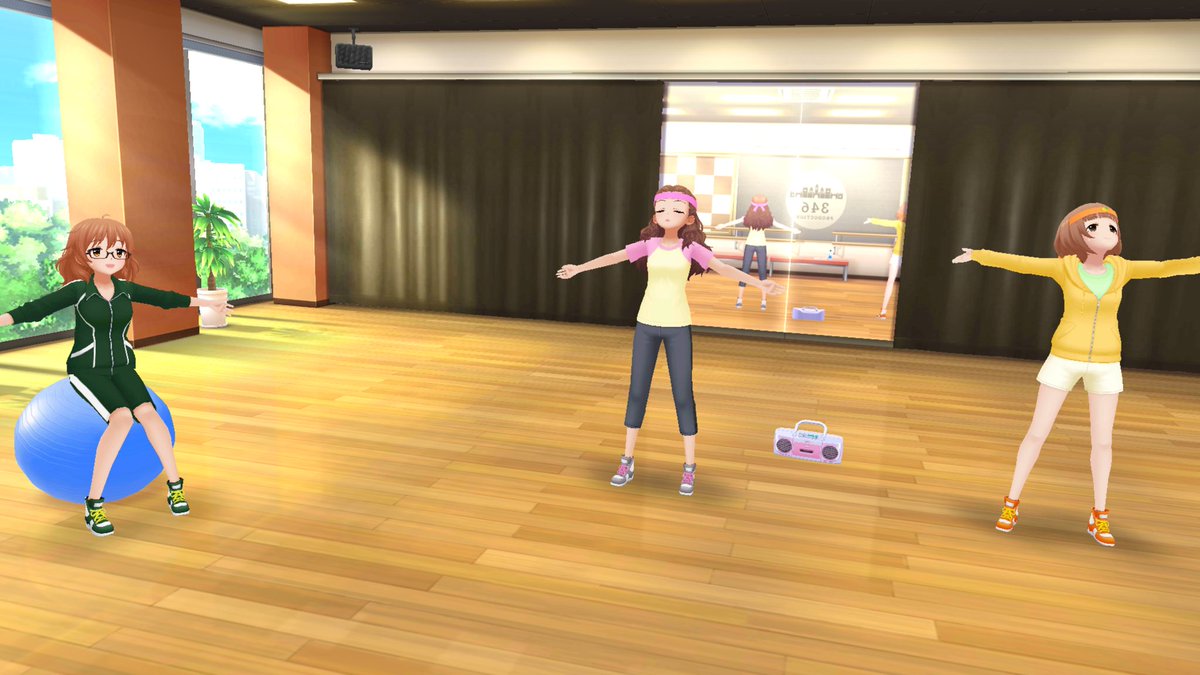 蒼天狗 デレスポの3dコミュのラジオ体操 ちゃんとラジオ体操してて面白かった ただ自身がプロデューサーとなって立っているのに鏡に姿が