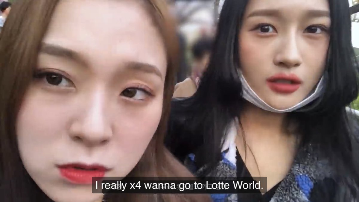 Gahyeon loves going to Lotte world..... so did dahyun let her pick wherever gahyeon wanted for HER own birthday???? DAHYUN WHIPPED and we’re here for it!