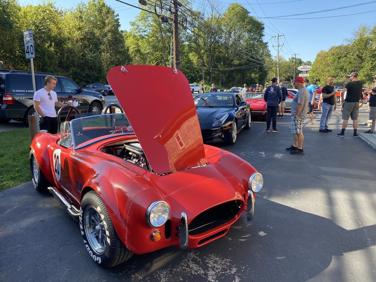 alexmak's tweet photo. Съездили на автосборище Cars &amp; Coffee и наш конструктор #cobrabuild там в целом смотрелся вполне уместно https://t.co/3c4tln2dn1