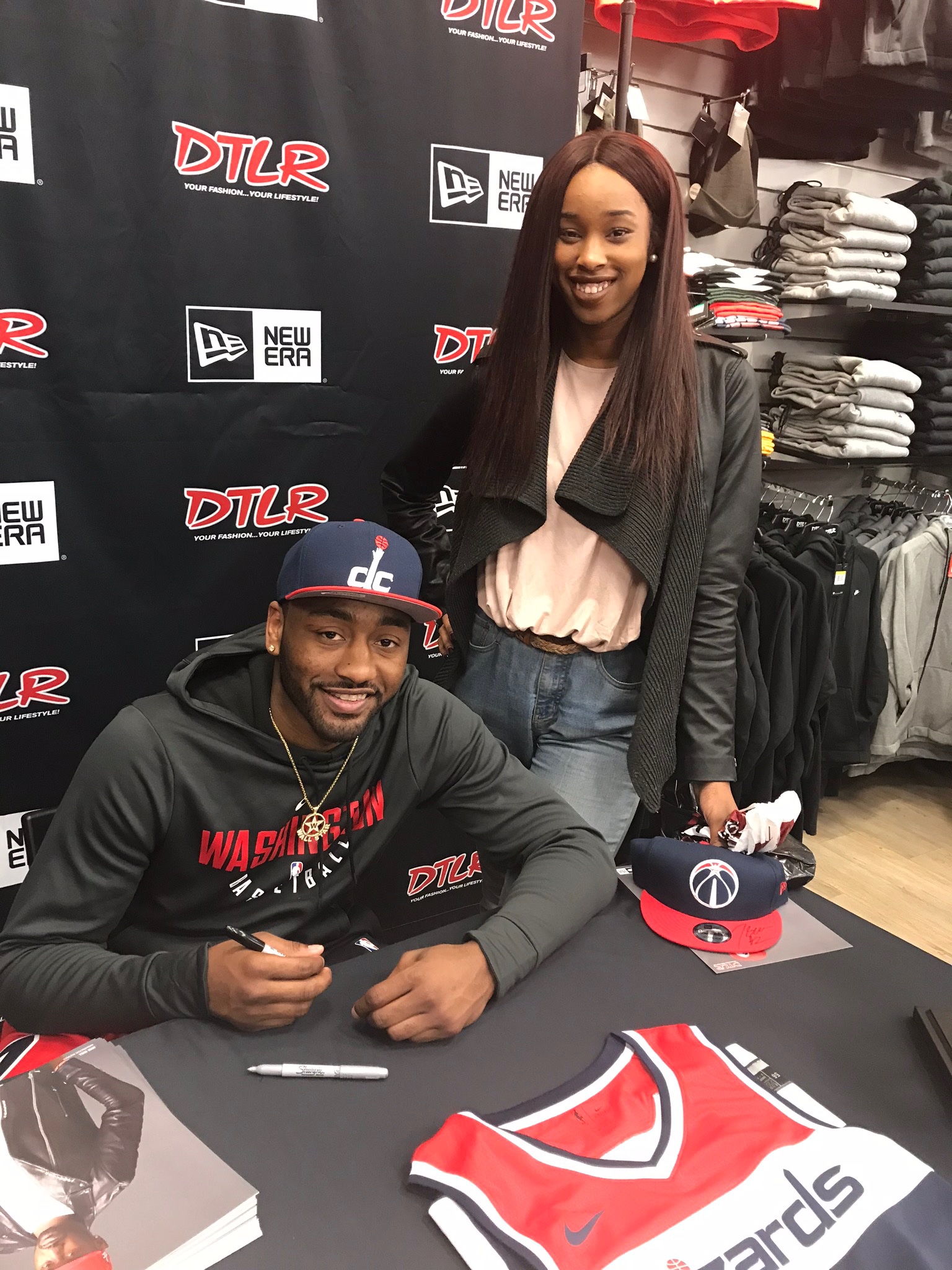 I can t believe I finally got to meet my favorite Basketball player 3years ago. HAPPY BIRTHDAY John Wall!!! 