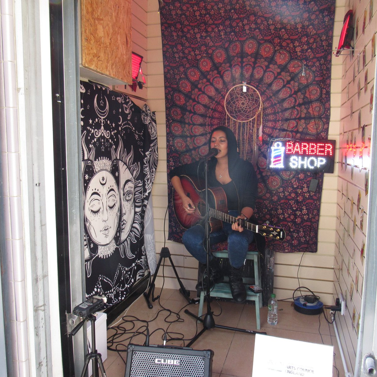 BuskingRed's tweet photo. More Than Words
Community ♥️
Spirituality isn't a moment in time, it's a way of life...
Artist @lailamusicofficial
Photography by Jaden Downie
#redlightbusking #busking #barbershop #spirituality #spiritual #tarrotcards #tarrot #walthamstow #walthamforest #culture https://t.co/gaQVaivpU7