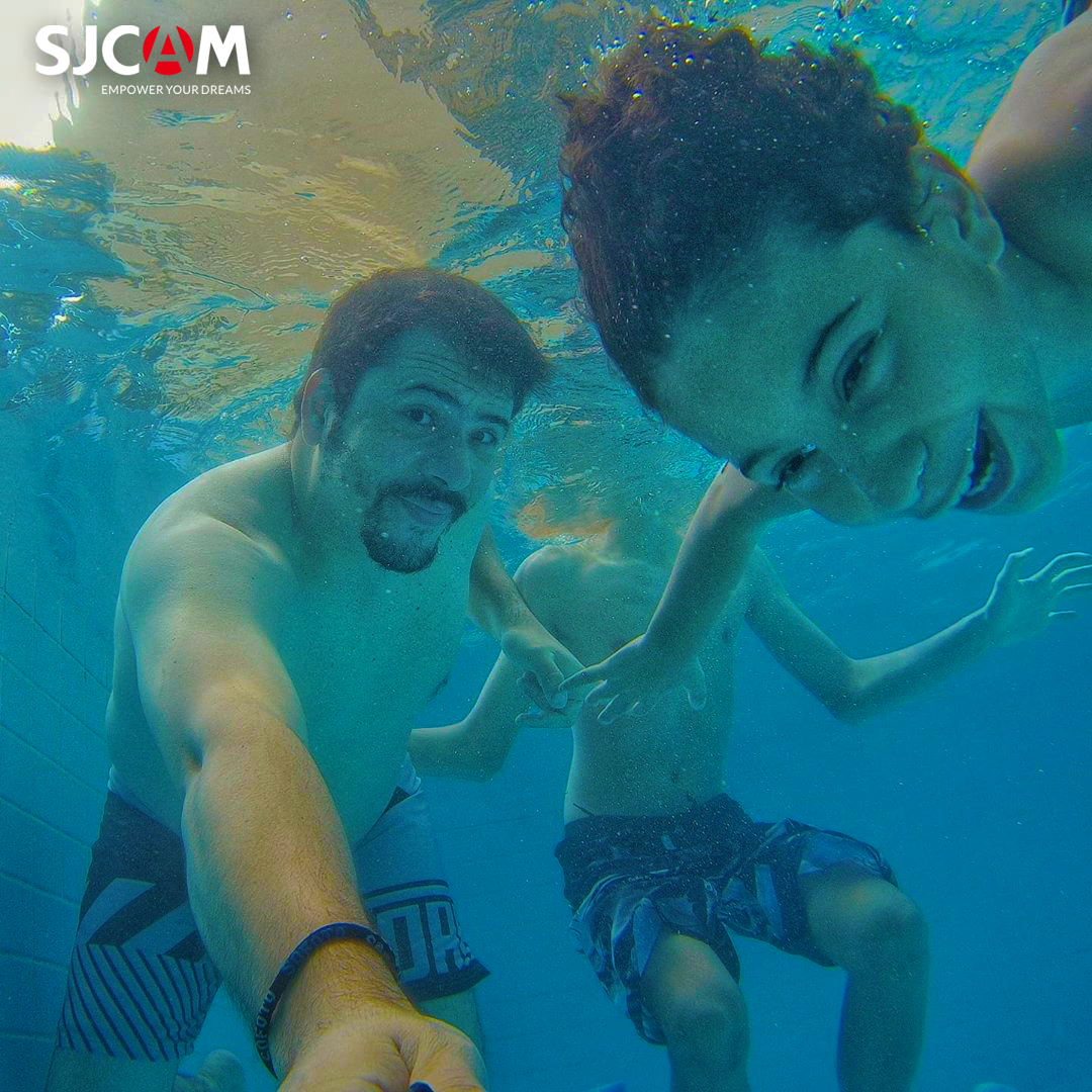 SJCAM_Official's tweet photo. Pool party with the family!
When there's SJCAM around, making amazing memories is easy.
Photo by Thiago Vieira of Brazil, shot with an SJ7 Star.
#SJCAM #Swimming #Party #Fun @sjcam.brasil #sjcambrasil #VemPraSjCAM #Empoweryourdreams https://t.co/p4mmLExlgU