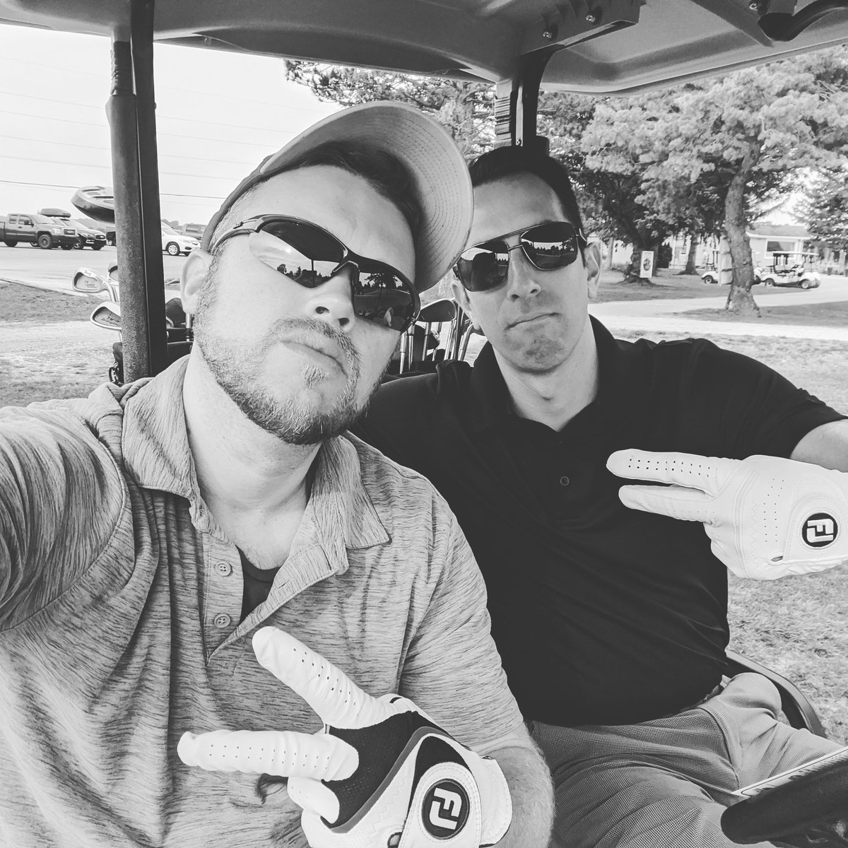 DreamBigDad's tweet photo. When you have a smoking hot wife who also lets you golf @CrazyC117 @DrKMRispoli @dreambigmomma https://t.co/oCCJaQoVWu