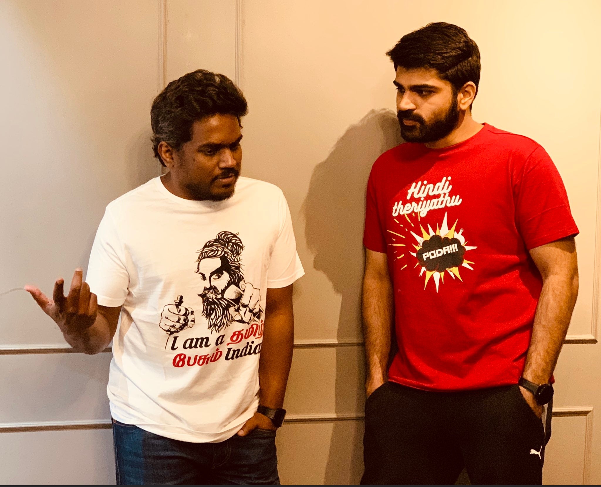 fragment praktiserende læge Portræt r/India on Reddit 🇮🇳 on Twitter: "'Hindi Theriyathu Poda' t-shirts set  #Tamil Twitter on 🔥 https://t.co/pRvUWvocLe https://t.co/WqBGQNIZ52" /  Twitter