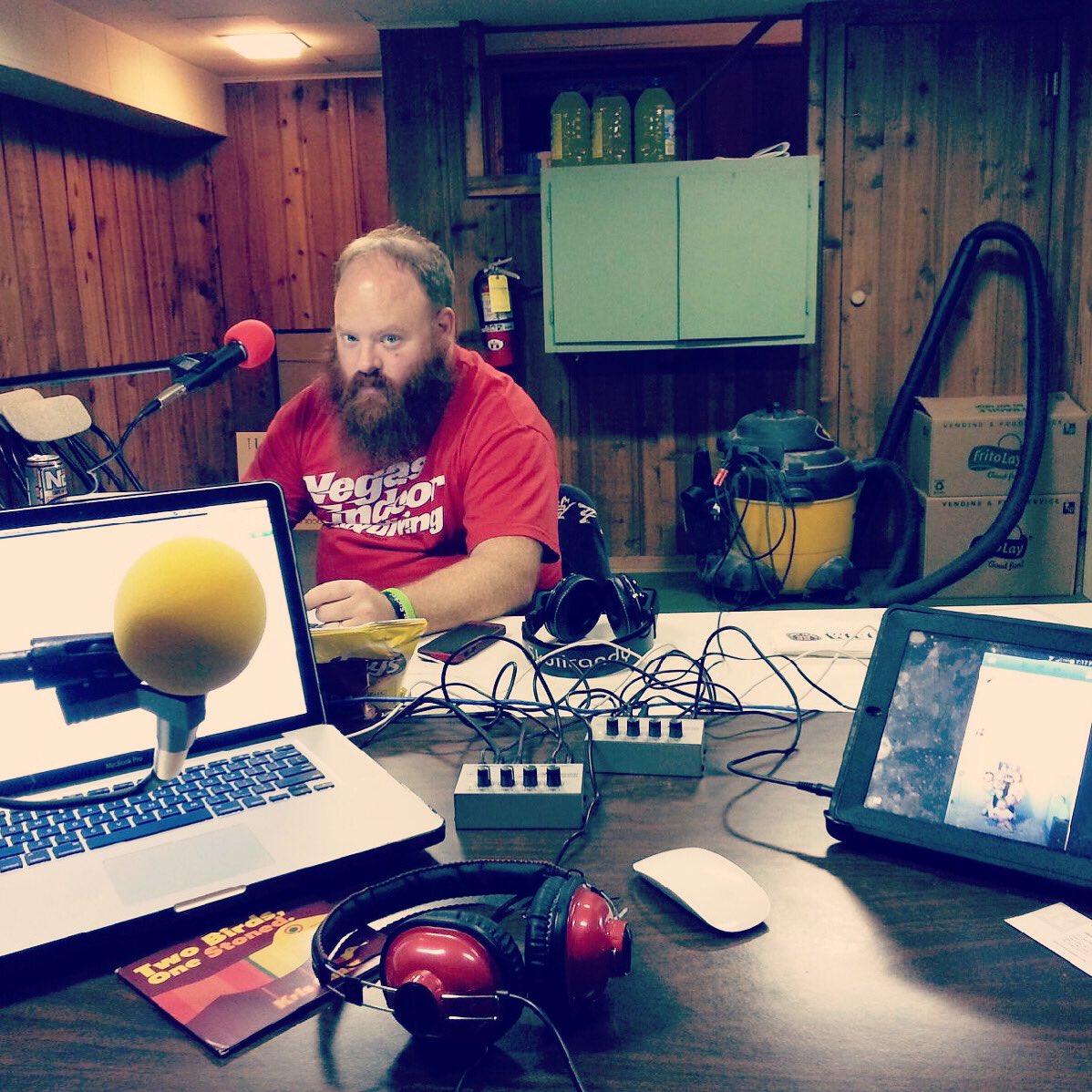 OMPRadio's tweet image. When we were super excited just to be in that radio station basement. 👊 #podcastlife #startedfromthebottom