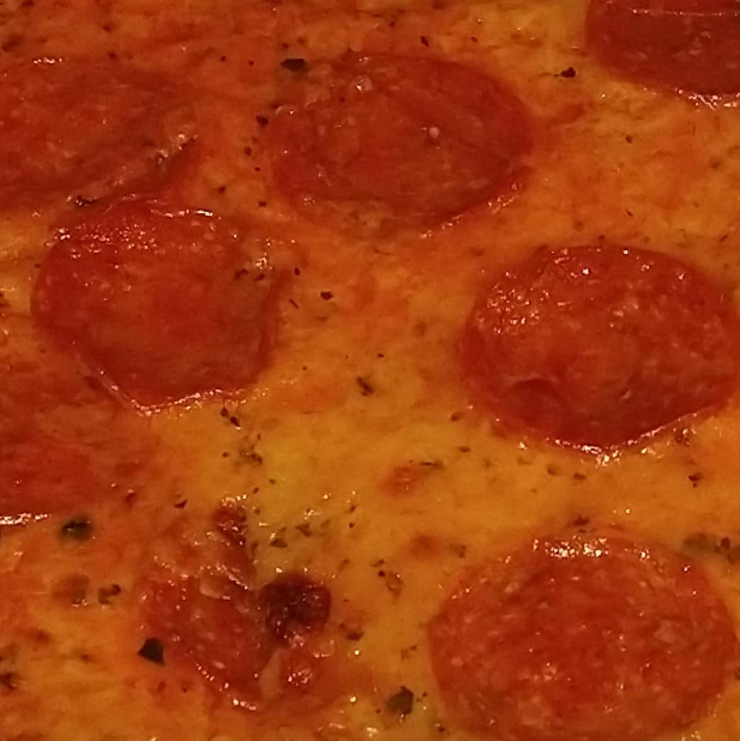 BarrenSloppy's tweet photo. Pizza Appreciation
I LOVE PIZZA🍕🥰
Downtown House of Pizza in Ft. Myers, FL makes some of the most beautiful & delicious pies I've ever eaten 🤩
#pizza #pizzalovers🍕 #pizzalover #pizzapizza #dhop #dtfm #swfl #food #foodporn #pizzaporn #pizzaparty #pepperoni #ftmyers #tasty https://t.co/2GN8znpU4Q