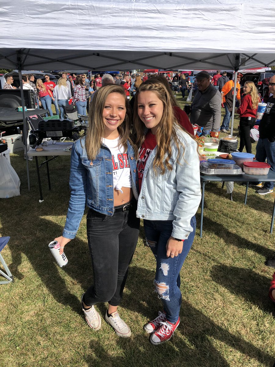 princesscali_'s tweet photo. Happy birthday @Jayden_Taylor97  So lucky to have met a forever friend like you! Love ya💗💗 https://t.co/yXMSe8FBQT