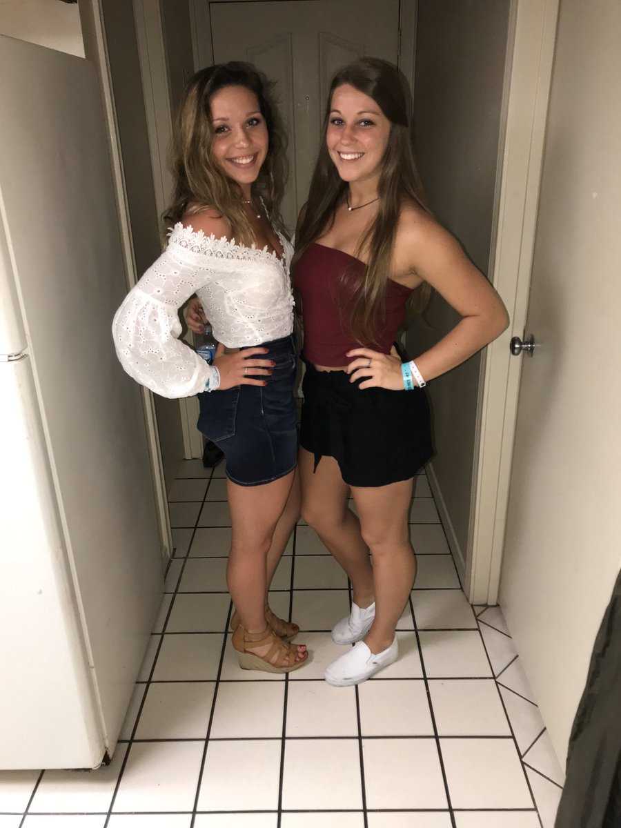 princesscali_'s tweet photo. Happy birthday @Jayden_Taylor97  So lucky to have met a forever friend like you! Love ya💗💗 https://t.co/yXMSe8FBQT