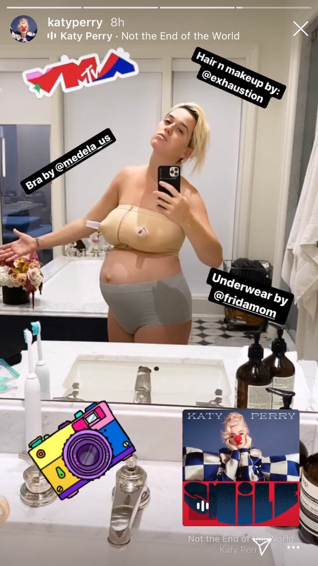RAWBeautyTalks's tweet photo. .@katyperry gets real about new mum life in post-baby body selfie and we couldn't be any more here for it. 💥
.
We need more of this from celebs - the real side of new parenthood!! Who’s with us?! 👌🏼👌🏼 #REALstagram https://t.co/1uJXoHwOwZ