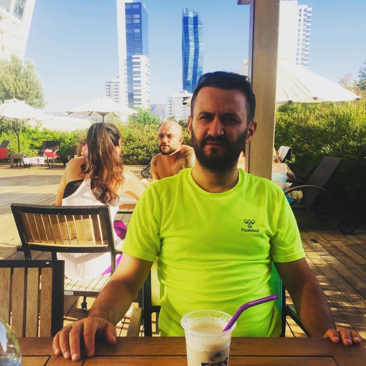 davuteser25's tweet photo. I'm at Carrera Havuz in Bayraklı, İzmir https://t.co/sqQgXMLiuZ https://t.co/T39eyFkq3n