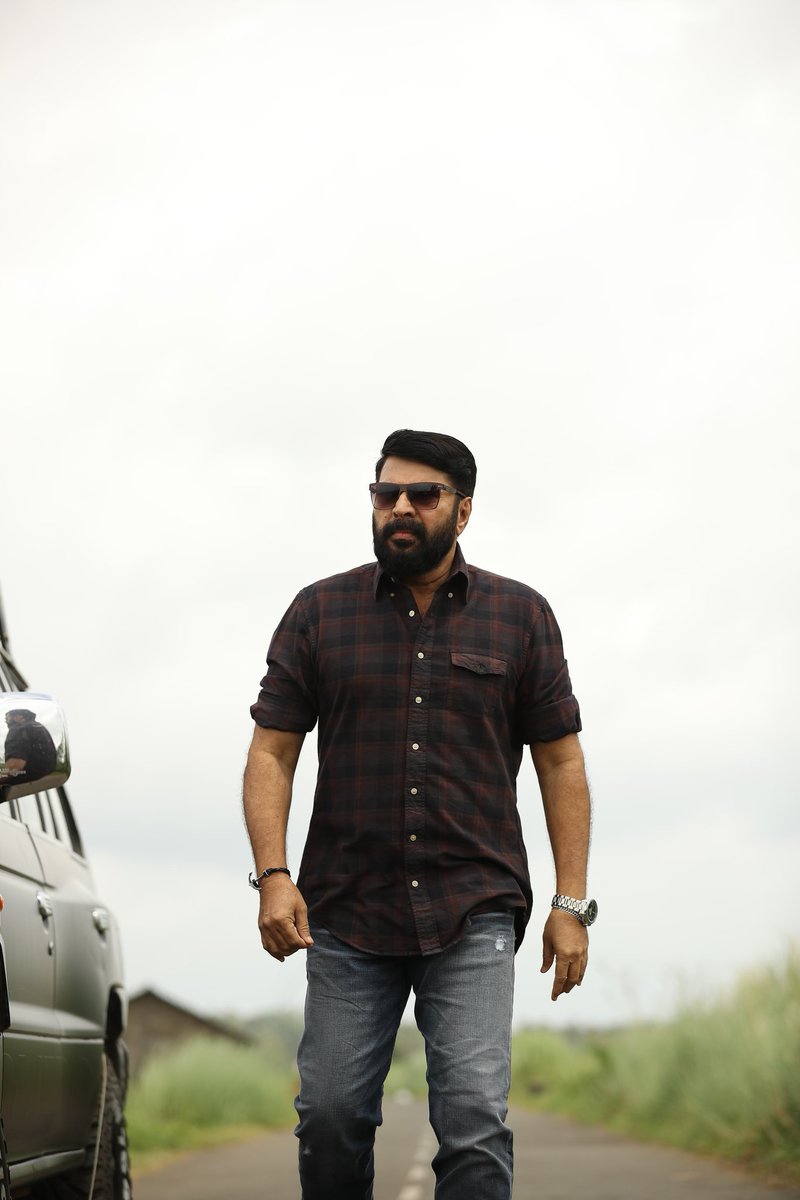 NoufalKS3's tweet photo. #HappyBirthdayMammukka 🤗

Can u believe @mammukka is nearly 70 years old 😲😂❣️

Happy Birthday To The Man Who never gets aged, Role model of all Aspiring Artists, Living Legend.

 Pride of Every Malayalies.😎 https://t.co/sXx5WpTQdT