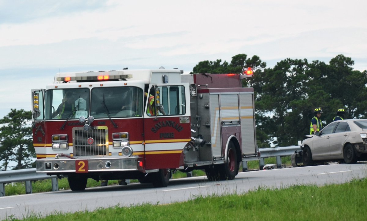 ffshifflett's tweet image. #Savannah Fire E-2 on the Truman #engine2 #Savannahfire #gafire #fire