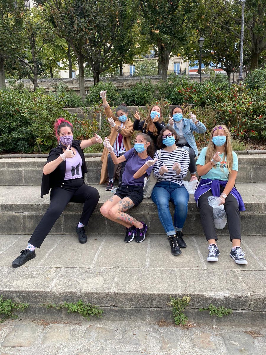 Fee_Nyx's tweet photo. Encore merci à @ProjetBtsFrance pour ce magnifique projet #CLEANUPFORJK #CLEANUPPARIS   #Teameomma 😘😘😘 @BTS_twt https://t.co/kfH8c5TLRY
