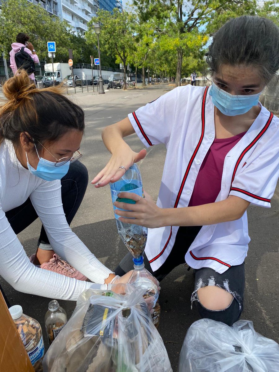 Fee_Nyx's tweet photo. Encore merci à @ProjetBtsFrance pour ce magnifique projet #CLEANUPFORJK #CLEANUPPARIS   #Teameomma 😘😘😘 @BTS_twt https://t.co/kfH8c5TLRY