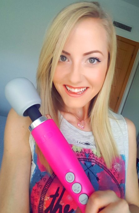 You want to watch me doing naughty stuff with this baby? 😛🔥 ➡️Join to my Onlyfans for 50% OFF NOW!!!<a href="/tag/sex"class="tags"><span>#sex</span></a><a href="/tag/lesbian"class="tags"><span>#lesbian</span></a>