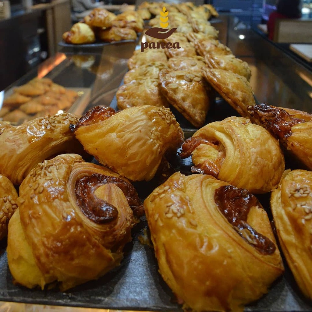 PanaderiasPanea's tweet photo. Pequeños caprichos salados de domingo. 😍

#Panea #Paneamos #Panaderia #Pasteleria #Cafeteria #Bakery #Capricho #Pequeño #Little #Salado #Domingo #Sunday #Frivolidades #Hojaldre #Relleno #Horno #Artesanal #Artesano #Artisan #Handmade #Obrador #Artesano #Natural #Food #Comida … https://t.co/VKpIDYcuOf