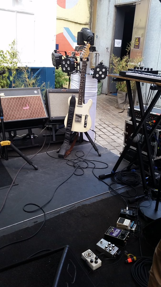 spdxmusic's tweet photo. Ce soir au @trabendo_ dès 20h30 ! (Billy débarque 1h plus tard...) #tribute #JoyDivision #parislive https://t.co/dkLQ3iKYIG