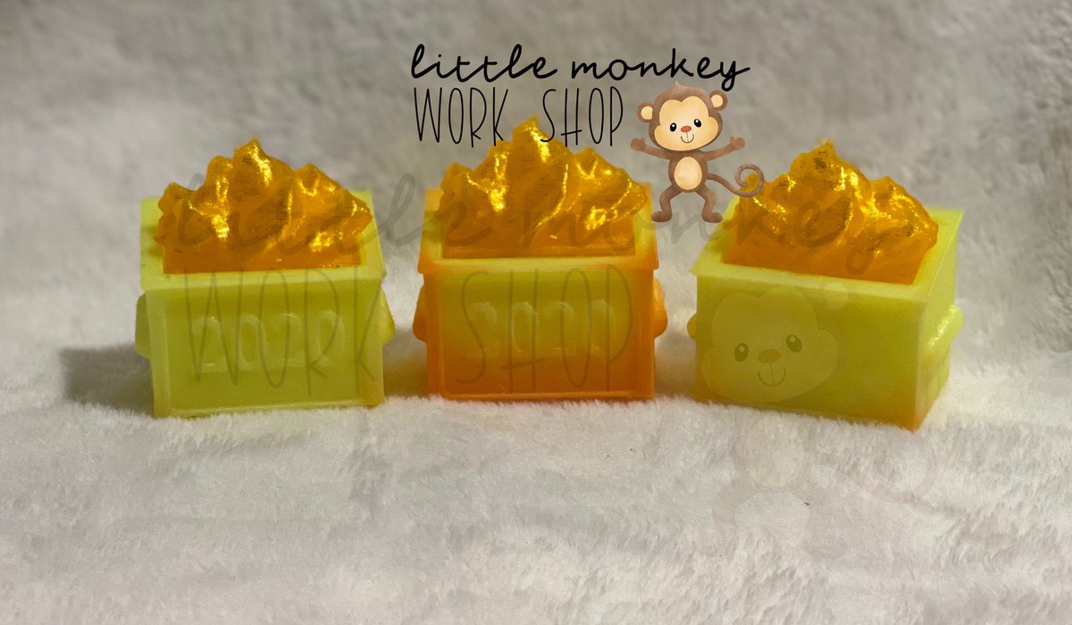 fourmonkeys4me's tweet photo. Our new 2020 commemorative keychain and ornaments are ready! In orange/yellow colour changing filament! Link in bio! #3d #3dprinting #ontario #diy #shopsmall #canadianmade #dumpster #fire #2020 #worstyearever #littlemonkeyworkshop https://t.co/OYucMJSSF4