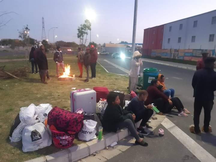 TheReal_BaeGod's tweet photo. Universities forever remind us that we are black and landless. The eviction of Black Students by @SouthPointCPT is a reminder that without land we are just non-beings who can be evicted anytime of the day. 
#CPUTMustFall
#SouthPointMustFall https://t.co/wKustIG6vU