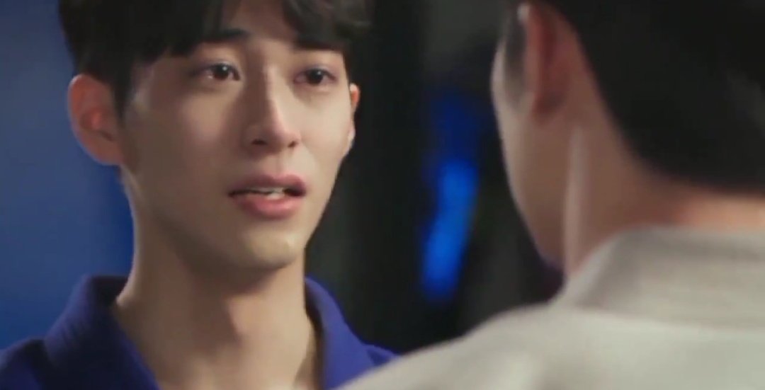 It's mindblowing how EASILY these actors can navigate the QUICK SHIFT of their emotions by translating that in the way they look at each other. Gook misunderstood TaeJoo's confession here as yet another teasing so he raged and GiChan portrayed hurt in the most MESMERIZING way.