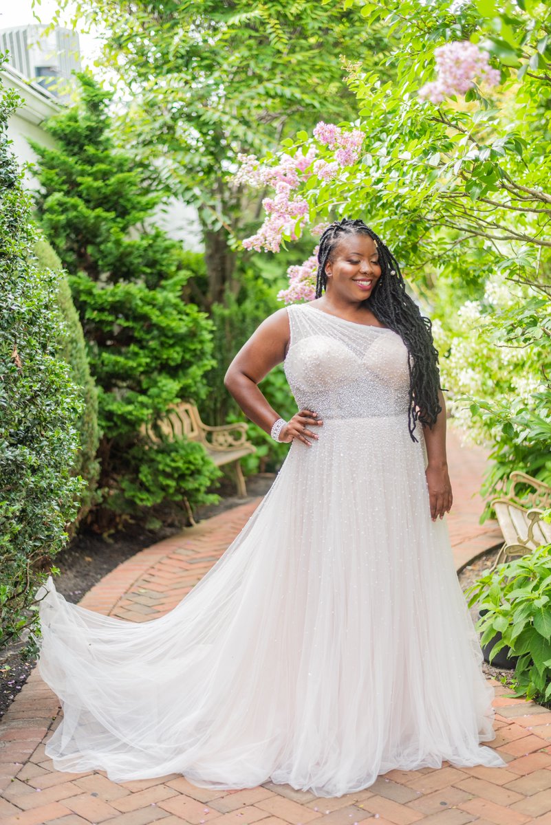 CurvyMain's tweet photo. From our latest photoshoot in #Sayville 😍 We held a model call, had over 350+ submissions! We love making plus size women look and feel amazing 🥂 #IvoryandMain #plussizemodel #plussizebride #bridetobe #NYbride #longisland https://t.co/xq7IK1x0VV